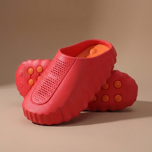Sandals & Slides