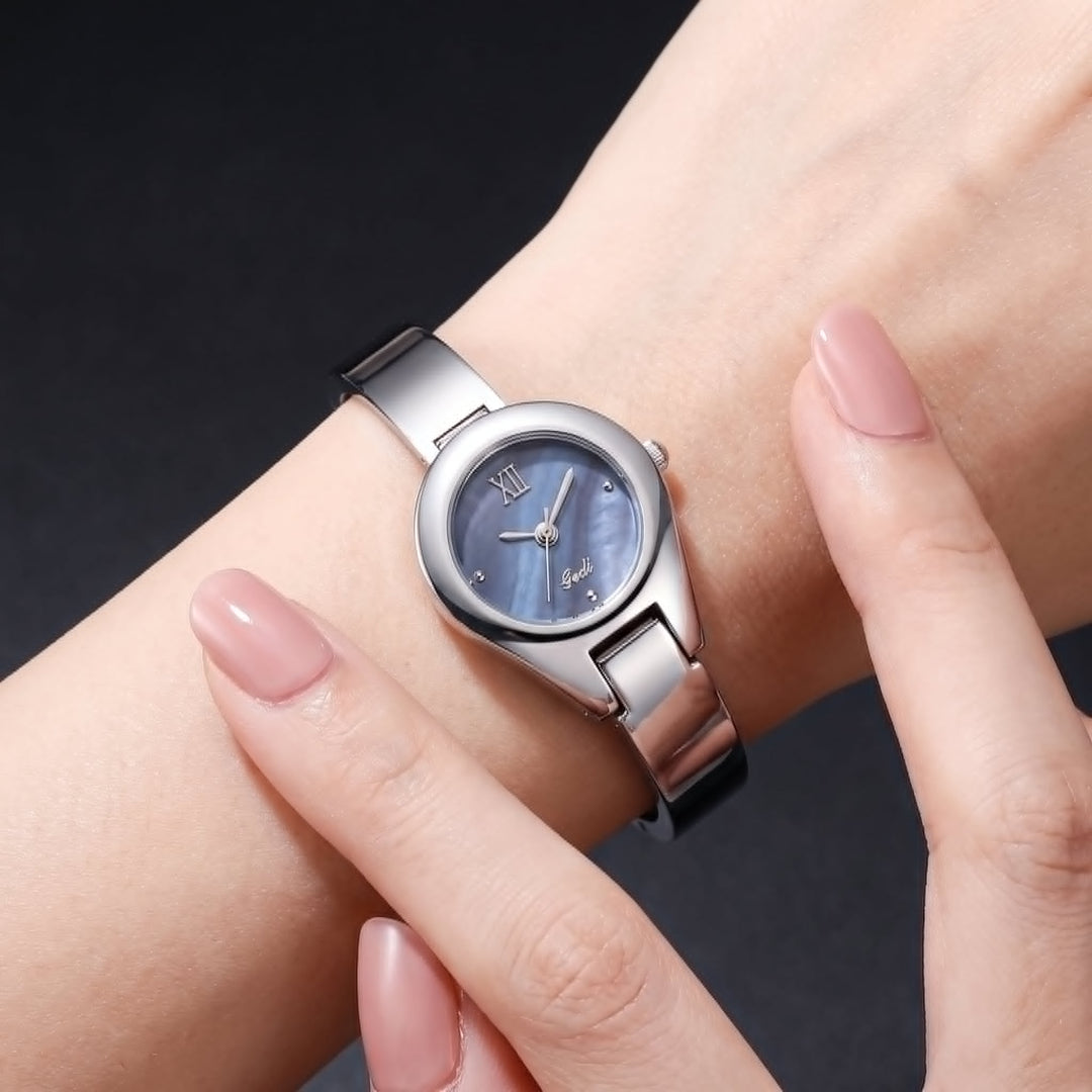 Amélia Watch