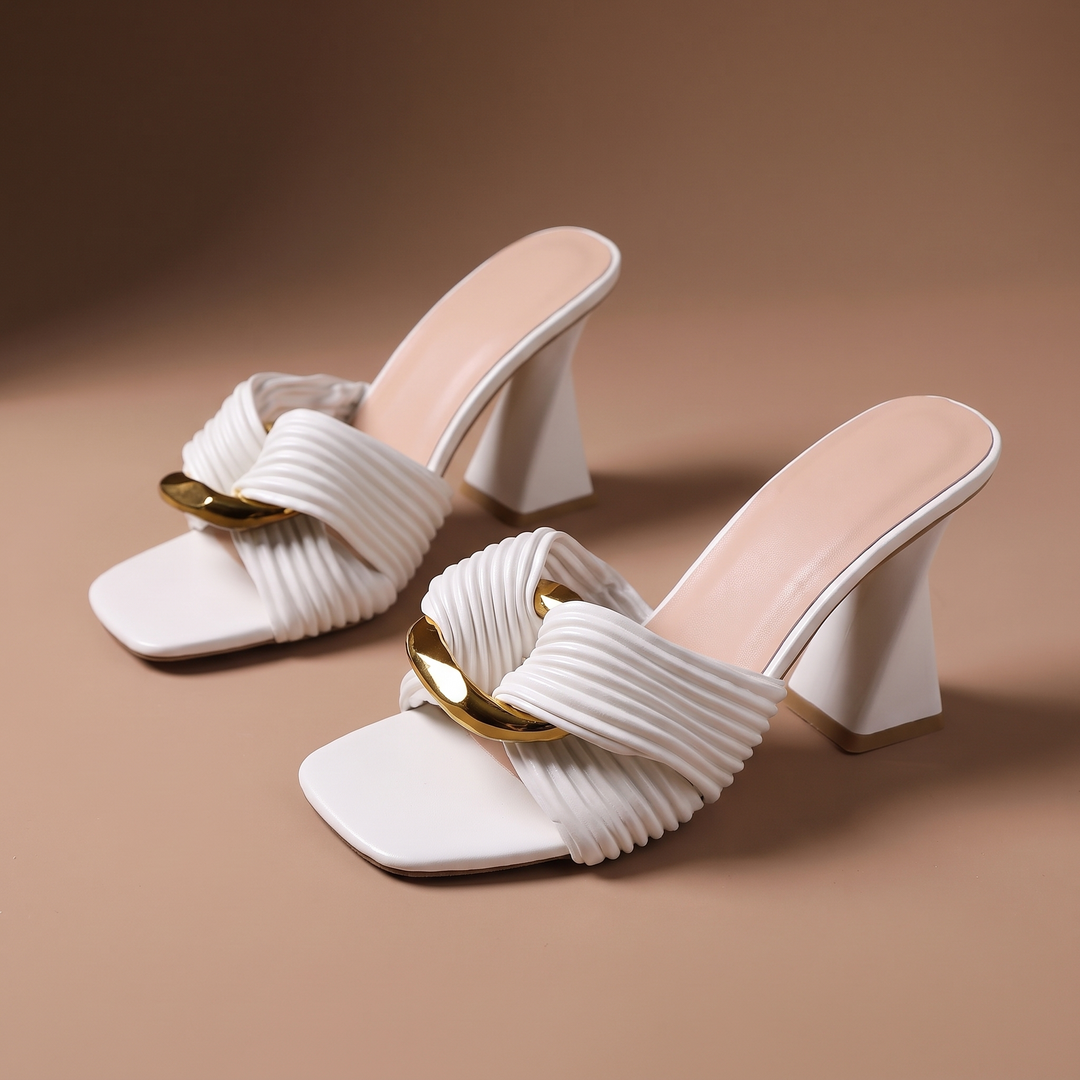 Cordelissa Heels
